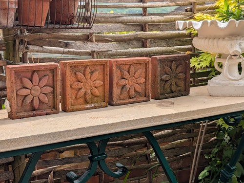 Set four pretty decorative - set, of