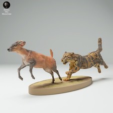 Leopard Hunting Muntjac Deer - 3D Printed Model - Unpainted - Animals Miniatures