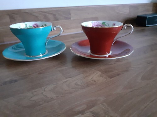 Set aynsley tea cups - of, 2