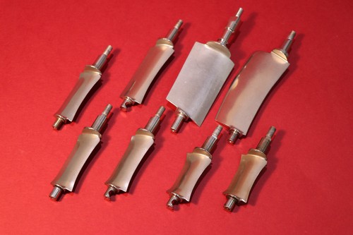 Job lot jet turbine blades - lot,