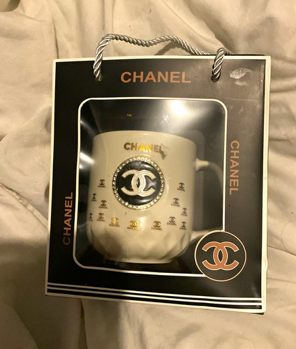 Chanel logo white ceramic - cc,