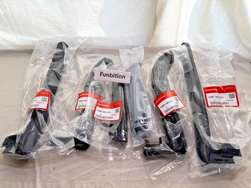 Roof corner weatherstrip - roof,