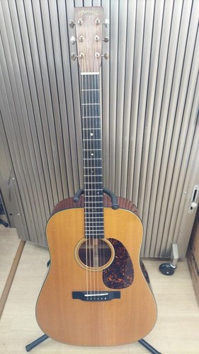Martin acoustic guitar - acoustic,