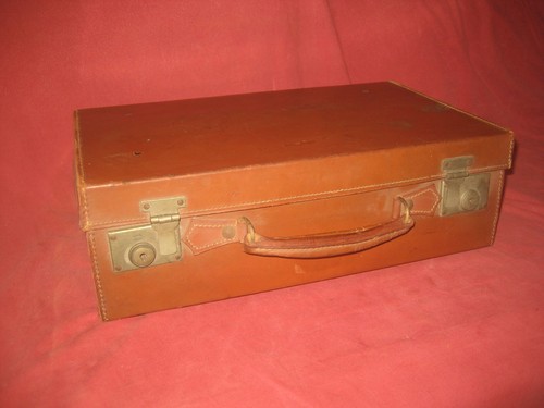 Vintage brown suitcase small