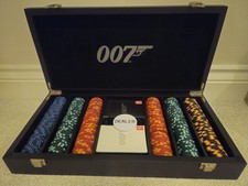 James Bond 007 Luxury Poker Set 300 Chips, unused