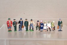 BRITAINS RE PAINTED BRITISH FARMERS FARM WORKERS & ZOO KEEPERS ol