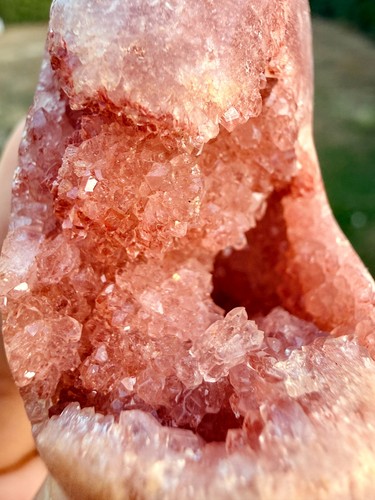 Rose quartz tumbled - quartz,