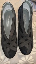 United Nude heels with ribbonstrap and suede design black EU 38 US 7-7.5