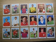 NABISCO FOOTBALL CARDS X 18 -