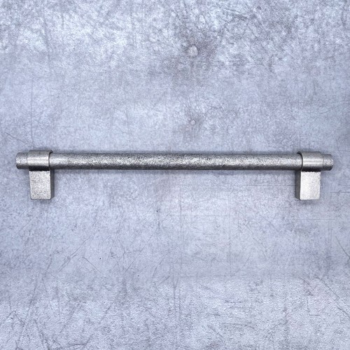 Kitchen cabinet door - door, handles