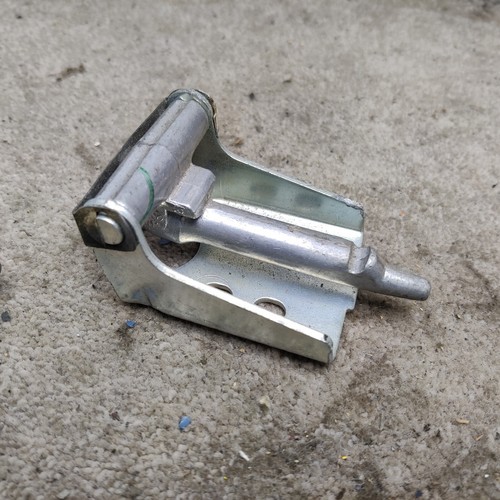 Genuine mercedes w124 class - e,