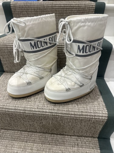 Moon boot the original white - the,