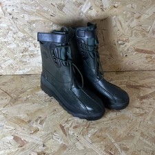 Bata Derri Boots - Made In England - UK SIZE 8 - Waterproof - Green