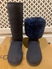 BNWB UGG Australia Classic Tall Navy sheepskin boots UK 8.5