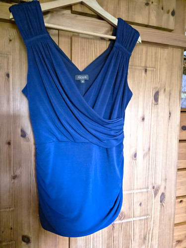 Alexon women blue neck - women's, v-neck
