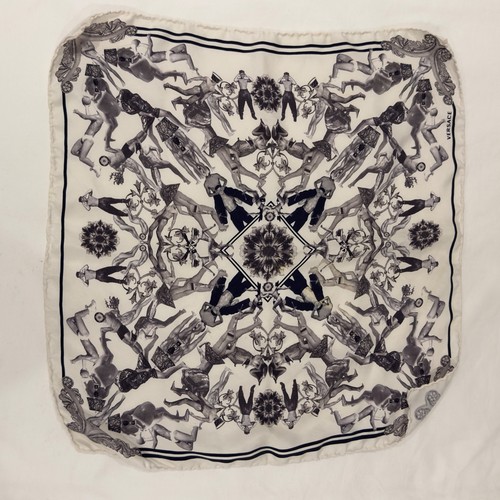 Versace white silk square - silk,