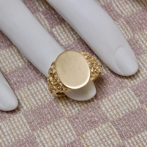 Unisex size ten karat - size,