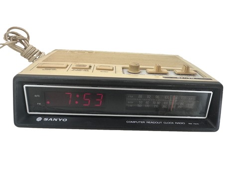 Sanyo 7500 computer readout - computer,