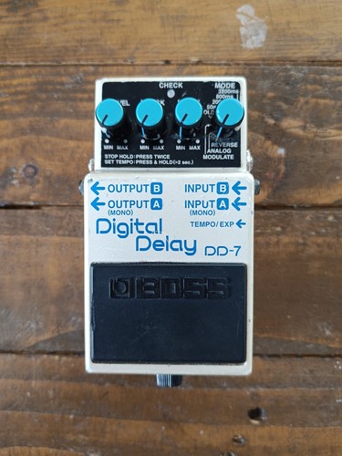 Boss digital delay guitar - dd-7,