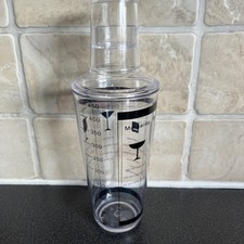 Hand Shaker  Clear Cocktail Shaker With Scale Cocktail Mixing Cup and recipes 