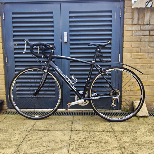 Raleigh revenio 54cm black - raleigh,