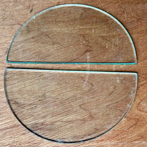 Flat clear glass half - half, circle