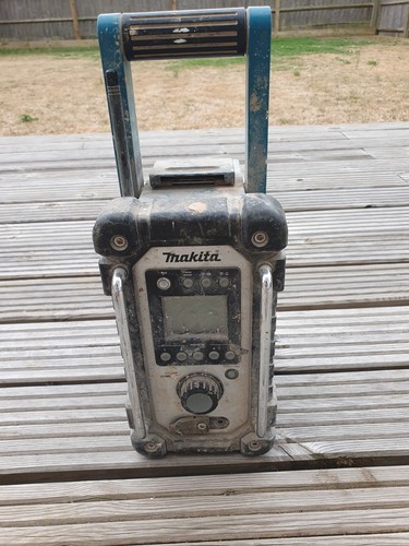 Makita bmr102 job site radio - makita,