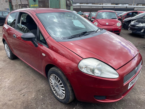 Fiat punto grande - grande, red