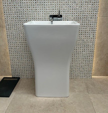GSI Freestanding Gloss White