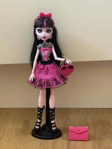 Monster high draculaura - high,