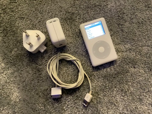 Apple ipod classic - classic, 4th