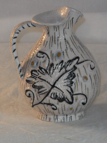 Beautiful hand painted carved - beautiful,