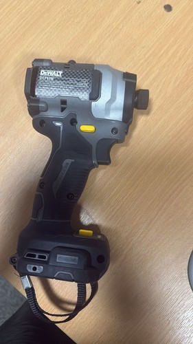 Dewalt mclaren team limited - mclaren, f1