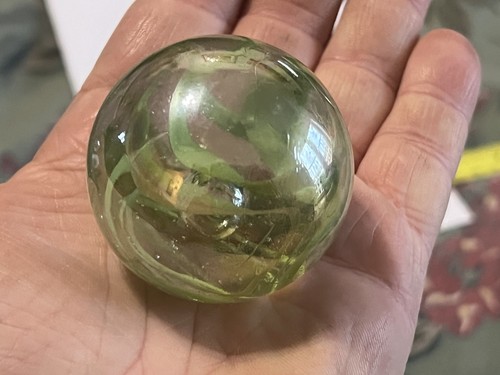 Large green spaghetti glass - green,