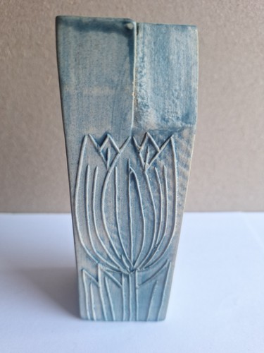 Carn 1970 pottery vase - pottery,
