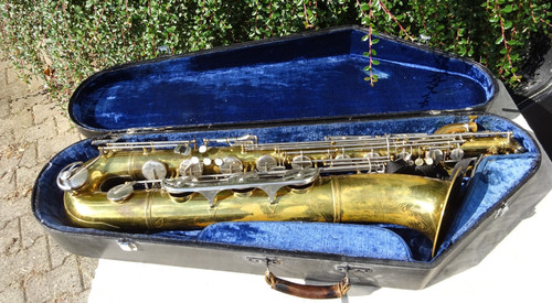 Baritone saxophone approx - baritone,