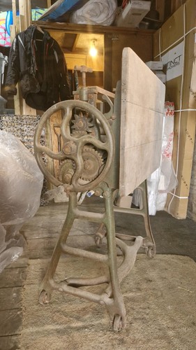 Vintage mangle wringer in - mangle/,