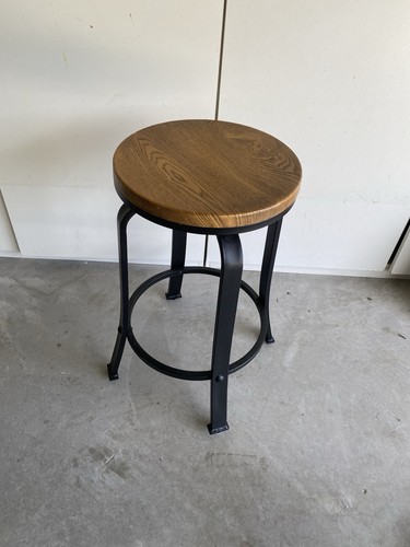 Swivel barstool wood - wood, grain