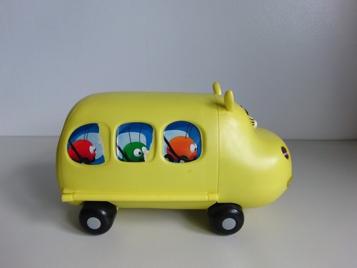 Jungle junction hippobus with - junction,