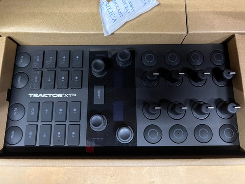 Native instruments traktor - instruments,