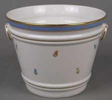 BEAUTIFUL AUGARTEN PLANTER -