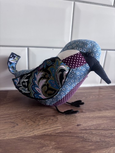 Dora designs bird - dora, paperweight