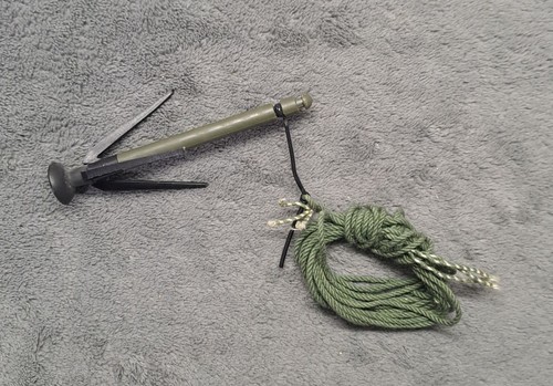 Vintage action man - action, rope