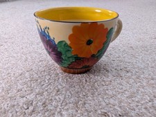 Clarice Cliff Gayday Bizarre