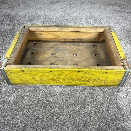 Vintage coca cola - coca, crate