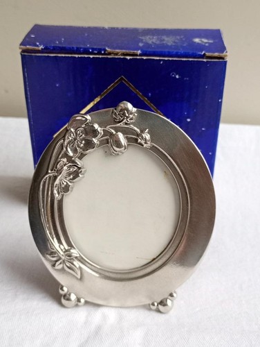 Beautiful small royal - small,
