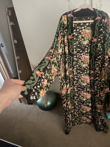 Zara rare black embroidered - rare,