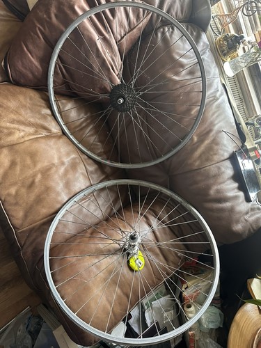 Used 700c wheel set - 700c, 6