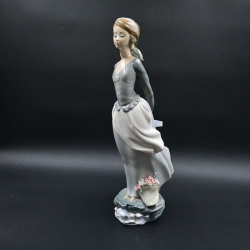 Lladro sea breeze - sea,
