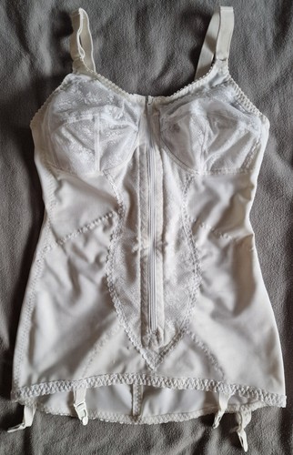Triumph vintage white open - triumph,